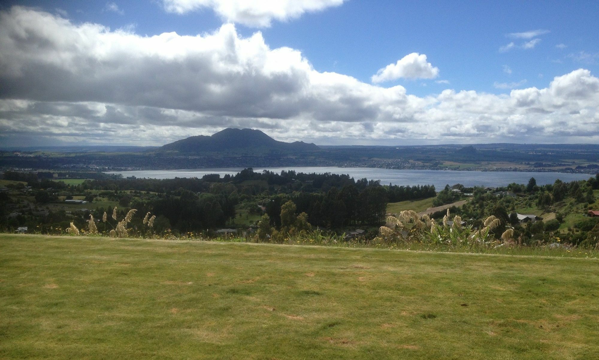The Lakeview House Taupo Ngoại thất bức ảnh